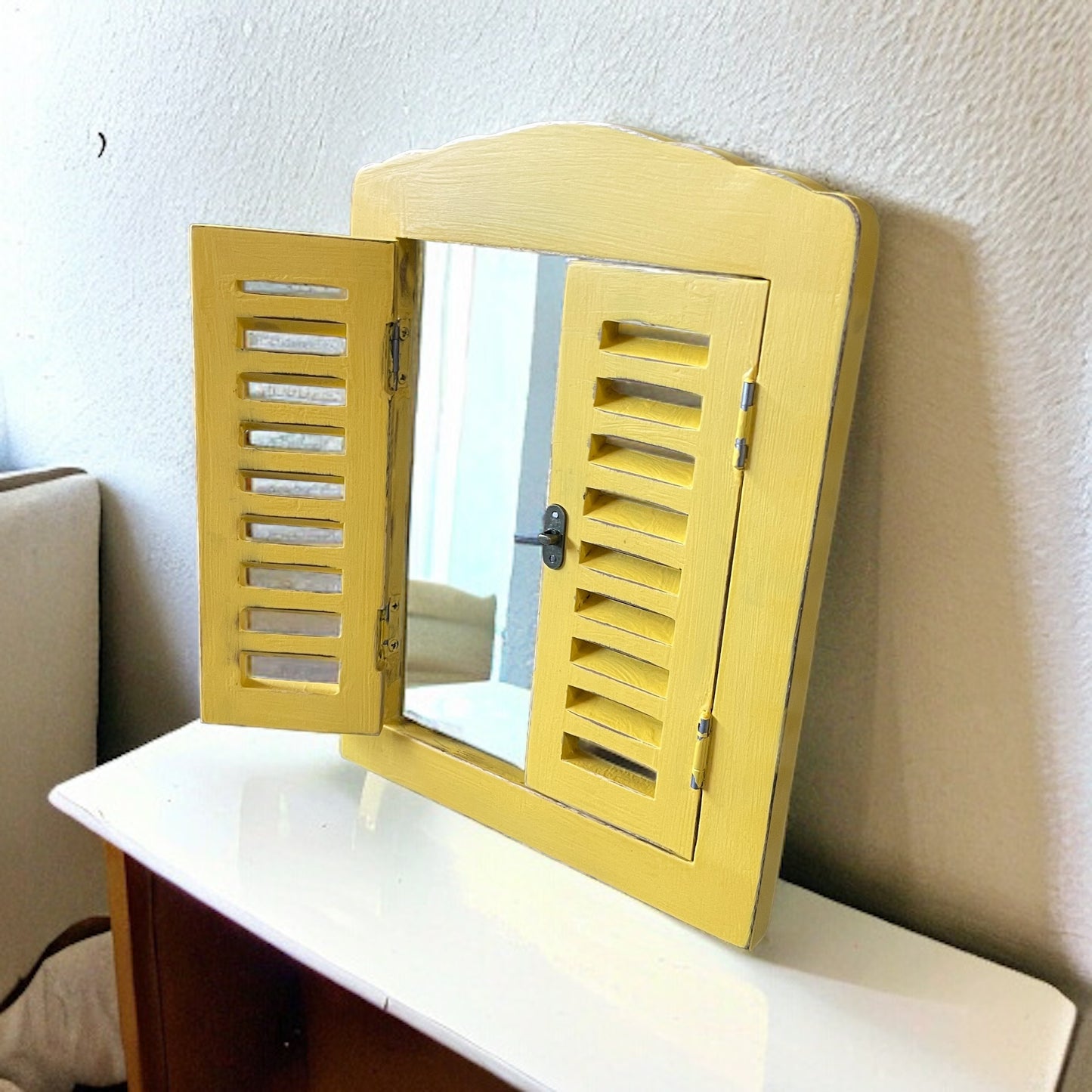 Window Mirror